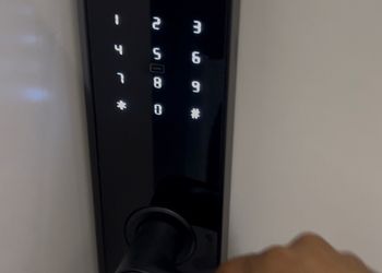 استديو بإطلالة مميزة ودخول ذاتي 
