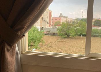 استراحة بجلسة خارجية ومسطح اخضر