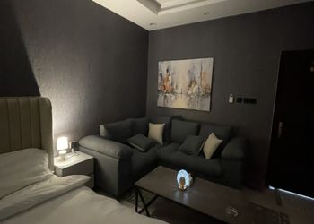 استديو بسرير ماستر ودخول ذاتي