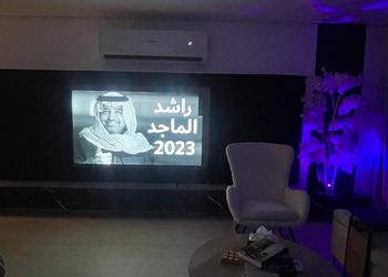 استديو بتصميم هادئ وسرير مريح 