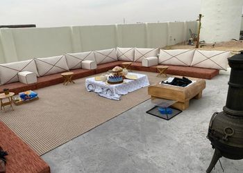 مزرعة بجلسة خارجية وبيت شعر 