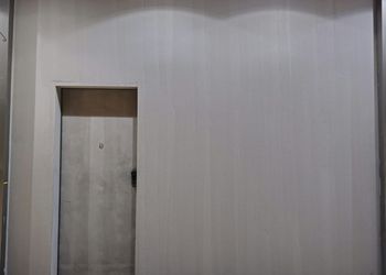 استديو بسرير ماستر وجلسة جانبية