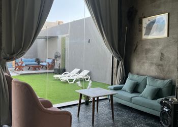 شاليه بألعاب مائية ومسبح