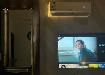 استديو بسرير ماستر
