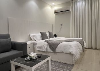 استديو بسرير ماستر ودخول ذاتي