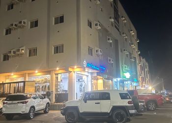 استديو بسرير ماستر وجلسة 