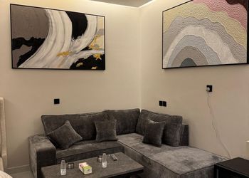 استديو بدخول ذاتي وتصميم هادئ 