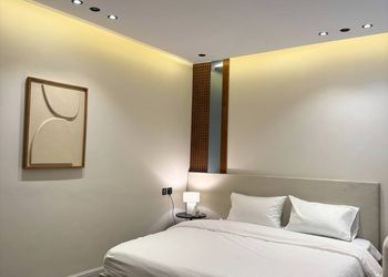 استديو أنيق بسرير ماستر وبلكونة 