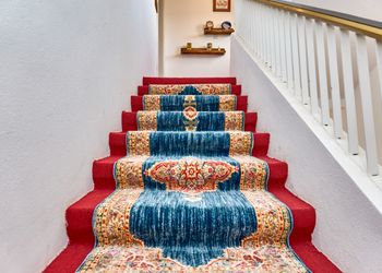 استديو هادئ بسرير ماستر