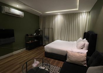 استديو بسرير ماستر ودخول ذاتي
