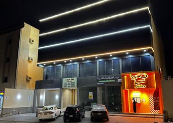 استديو هادئ بأثاث انيق