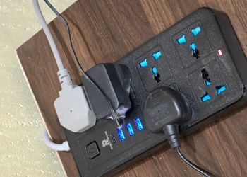 استديو بسرير ماستر وجلسة 