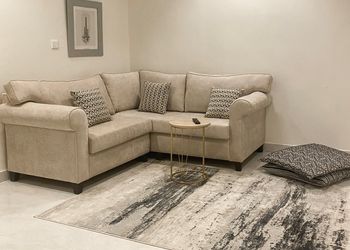 استديو هادئ بسرير ماستر