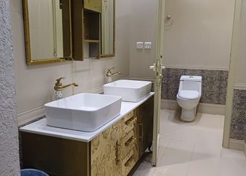 شاليه بجلسة خارجية وأجواء ممتعة 