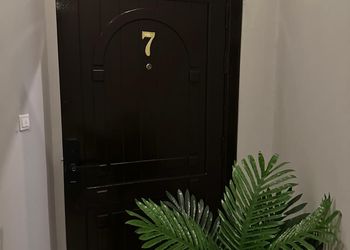 استديو هادئ بسرير ماستر 
