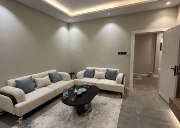 استديو انيق بموقع مميز 