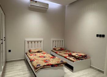 شاليه بتصميم انيق و هادئ