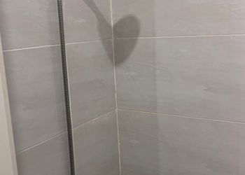 استديو بسرير ماستر وجلسة 