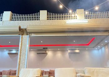 استراحة بمجالس ومسطح اخضر