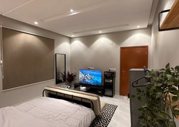استديو هادئ بدخول ذاتي 