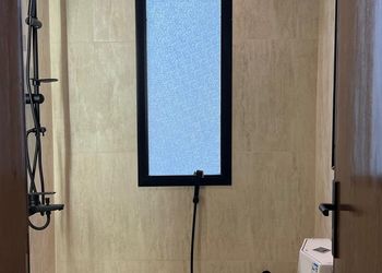 استديو بسرير ماستر وجلسة جانبية 