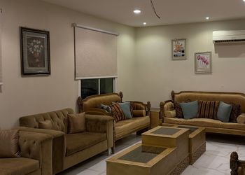 مزرعة بمناظر خلابة وجلسة خارجية 