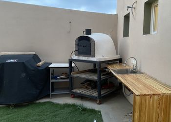 كوخ مميز بالالعاب اطفال 