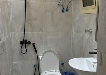 استديو بسرير ماستر وجلسة جانبية