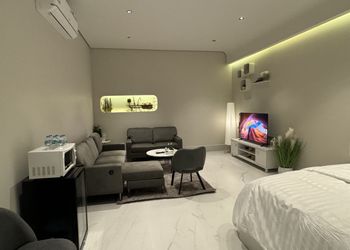 استديو بتصميم انيق ودخول ذاتي
