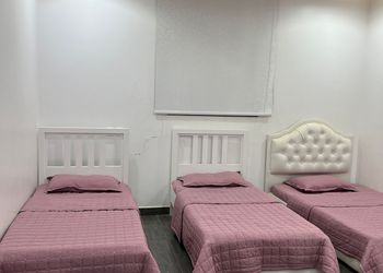 شاليه بمسبحين وغرفتين نوم 