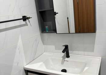 استديو بأثاث مريح وبسيط 