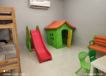 شاليه بألعاب أطفال
