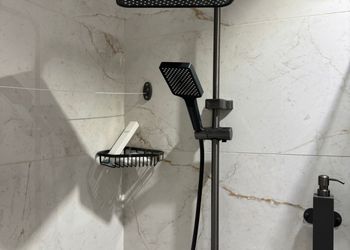 استديو بسرير ماستر وجلسة جانبية 