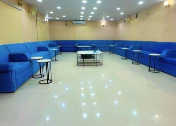 استراحة بمسطح اخضر