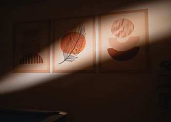 شقة بغرفة معيشة وغرفتين نوم 