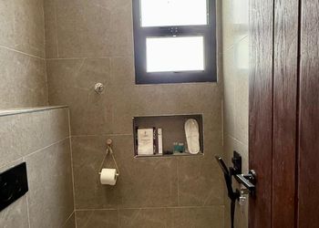 استديو بسرير ماستر وجلسة جانبية 