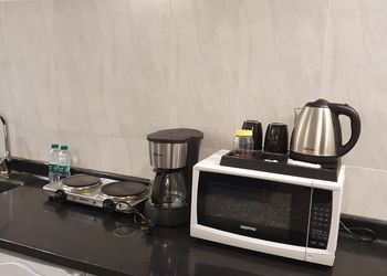 استديو بسرير ماستر 