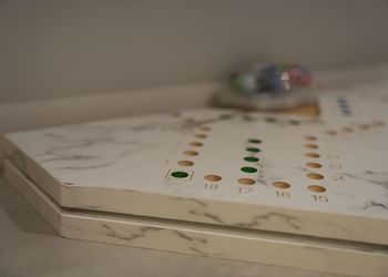 استديو بأثاث مريح وبسيط 