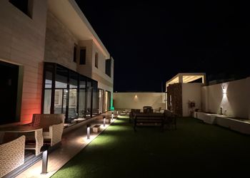 شاليه بمسبح ودخول ذاتي