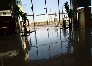 استديو بسرير ماستر وجلسة جانبية 
