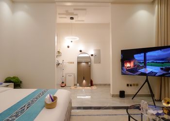 استديو بأثاث مريح وبسيط 