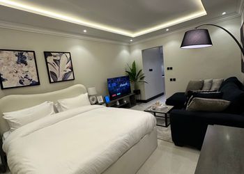 استديو بسرير ماستر ودخول ذاتي