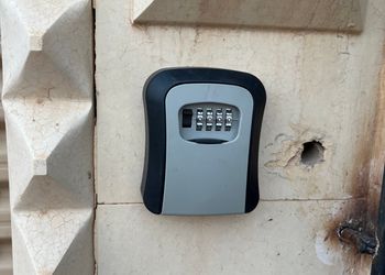 شاليه بمدخل سيارة و دخول ذاتي