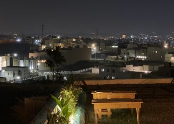 كرفان و بيت شعر و مجلس باطلاله على أبها