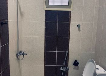 استديو بسرير ماستر 