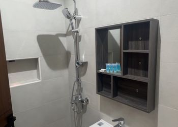 استديو فاخر بجلسة وكرسي استرخاء