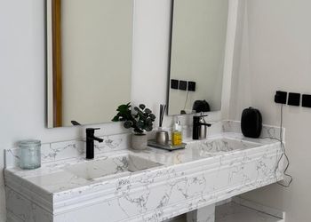 شالية بألعاب اطفال 