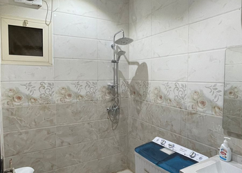 شقة بغرفتين نوم وأثاث مريح