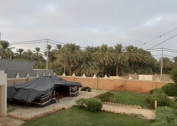 مزرعة بمناظر خلابة وجلسة خارجية 