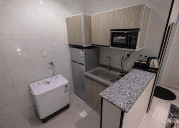 شقة بغرفه نوم سرير ماستر